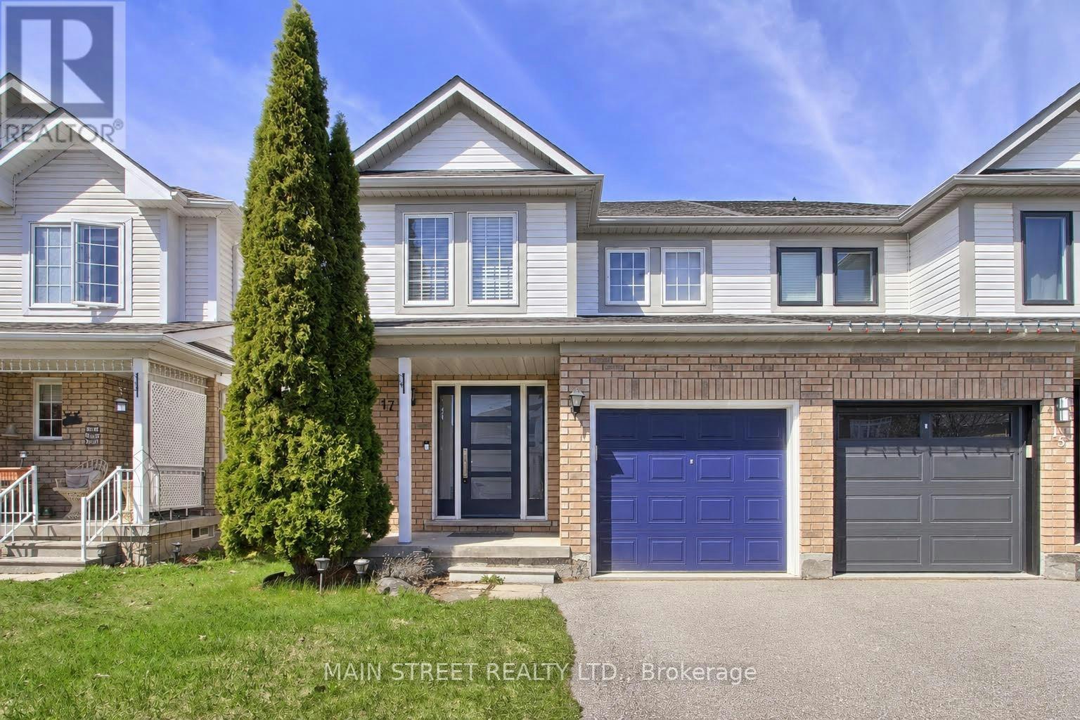 17 Hirst Avenue, Georgina, ON, L4P 4E6