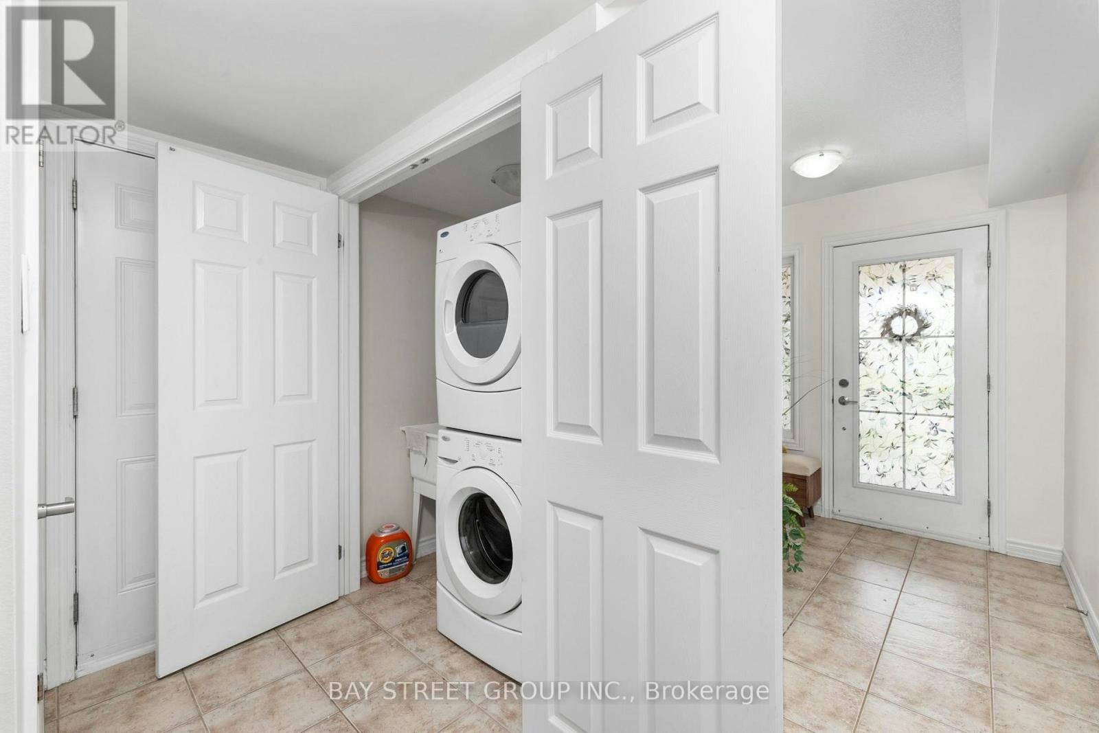 2564 Grand Oak Trail, Oakville, ON, L6M 0S4 - 35