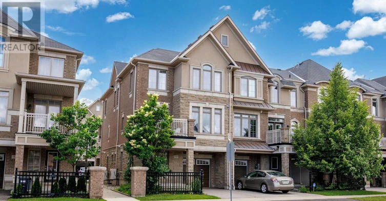 2564 Grand Oak Trail, Oakville, ON, L6M 0S4 - 3