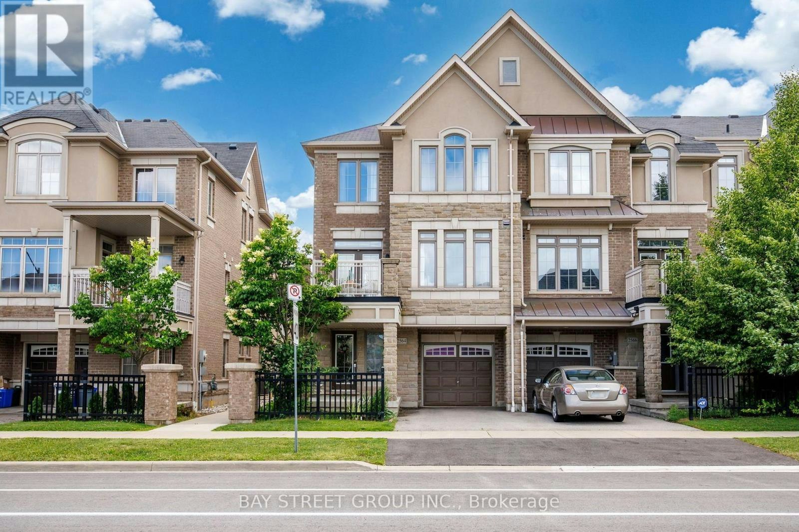 2564 Grand Oak Trail, Oakville, ON, L6M 0S4 - 2