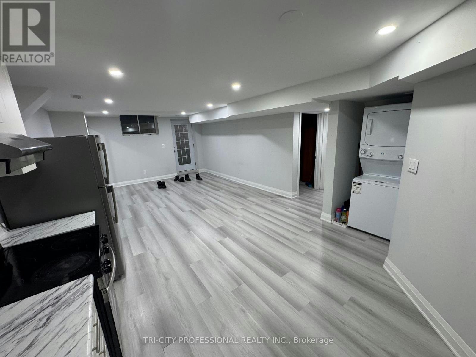 13 Riley Avenue E, Pelham, ON, L0E 1E6 - 2