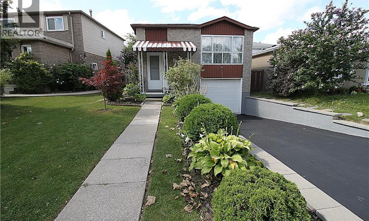 35 Garden Crescent