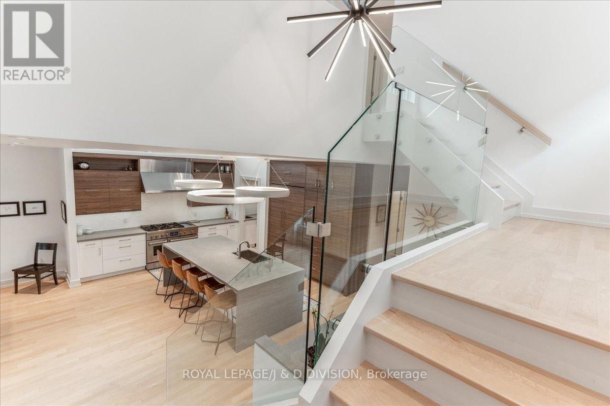 16 Forty First Street, Toronto, ON, M8W 3N5 - 22