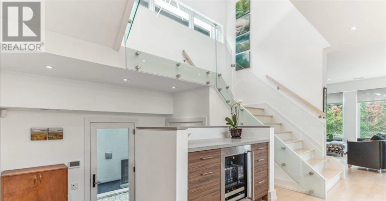 16 Forty First Street, Toronto, ON, M8W 3N5 - 14