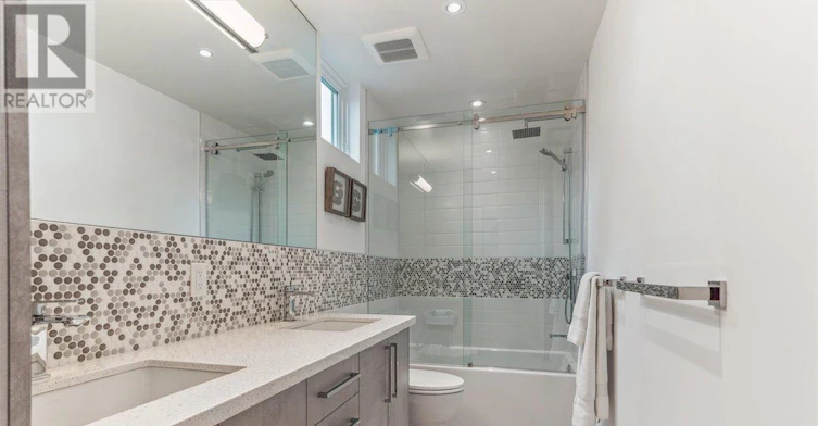 16 Forty First Street, Toronto, ON, M8W 3N5 - 31