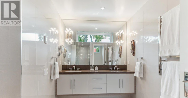 16 Forty First Street, Toronto, ON, M8W 3N5 - 26