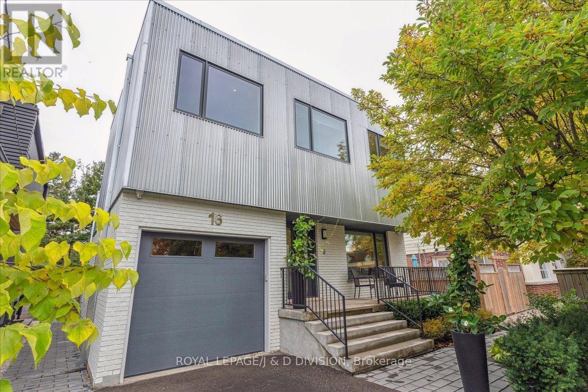 16 Forty First Street, Toronto, ON, M8W 3N5 - 2
