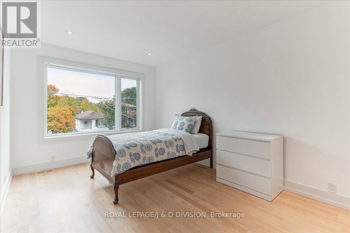 16 Forty First Street, Toronto, ON, M8W 3N5 - 30