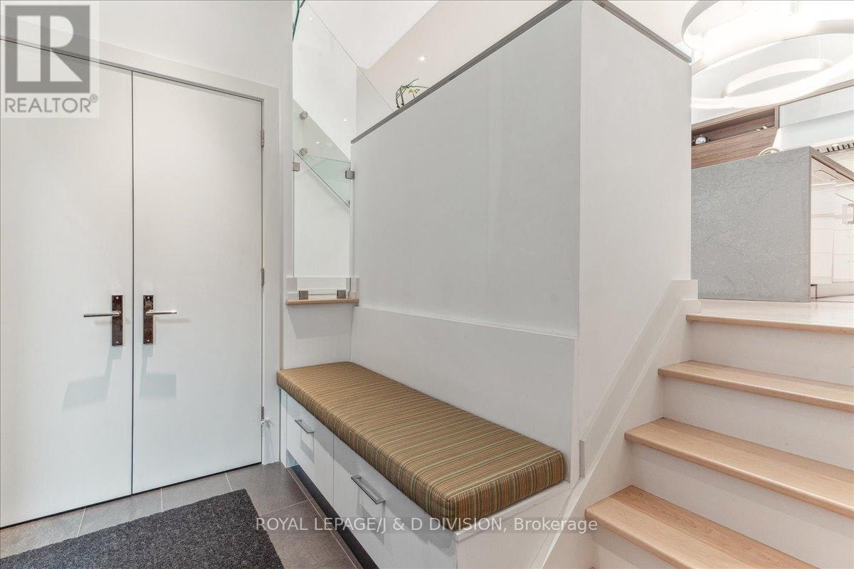 16 Forty First Street, Toronto, ON, M8W 3N5 - 15