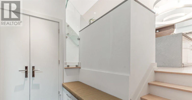 16 Forty First Street, Toronto, ON, M8W 3N5 - 15
