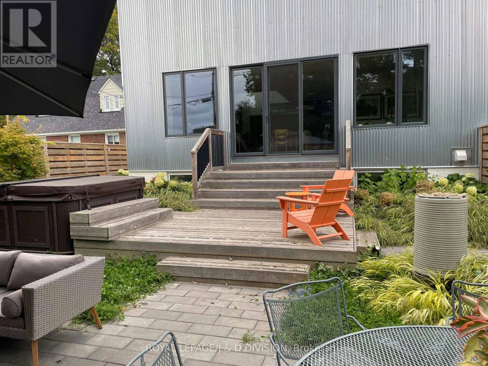 16 Forty First Street, Toronto, ON, M8W 3N5 - 33