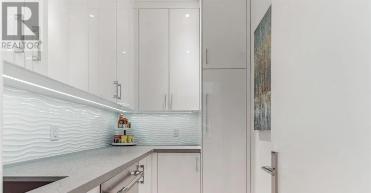16 Forty First Street, Toronto, ON, M8W 3N5 - 21