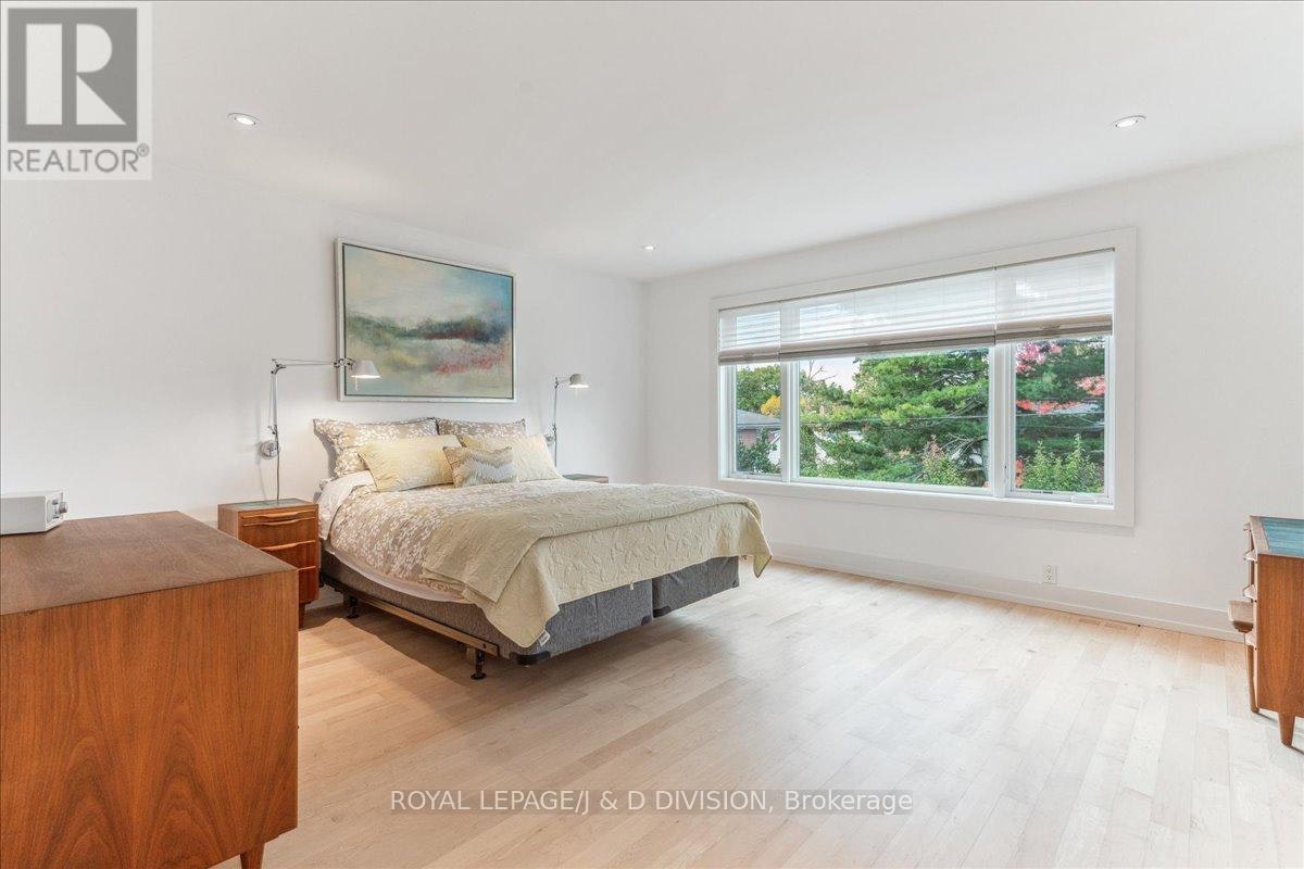 16 Forty First Street, Toronto, ON, M8W 3N5 - 24