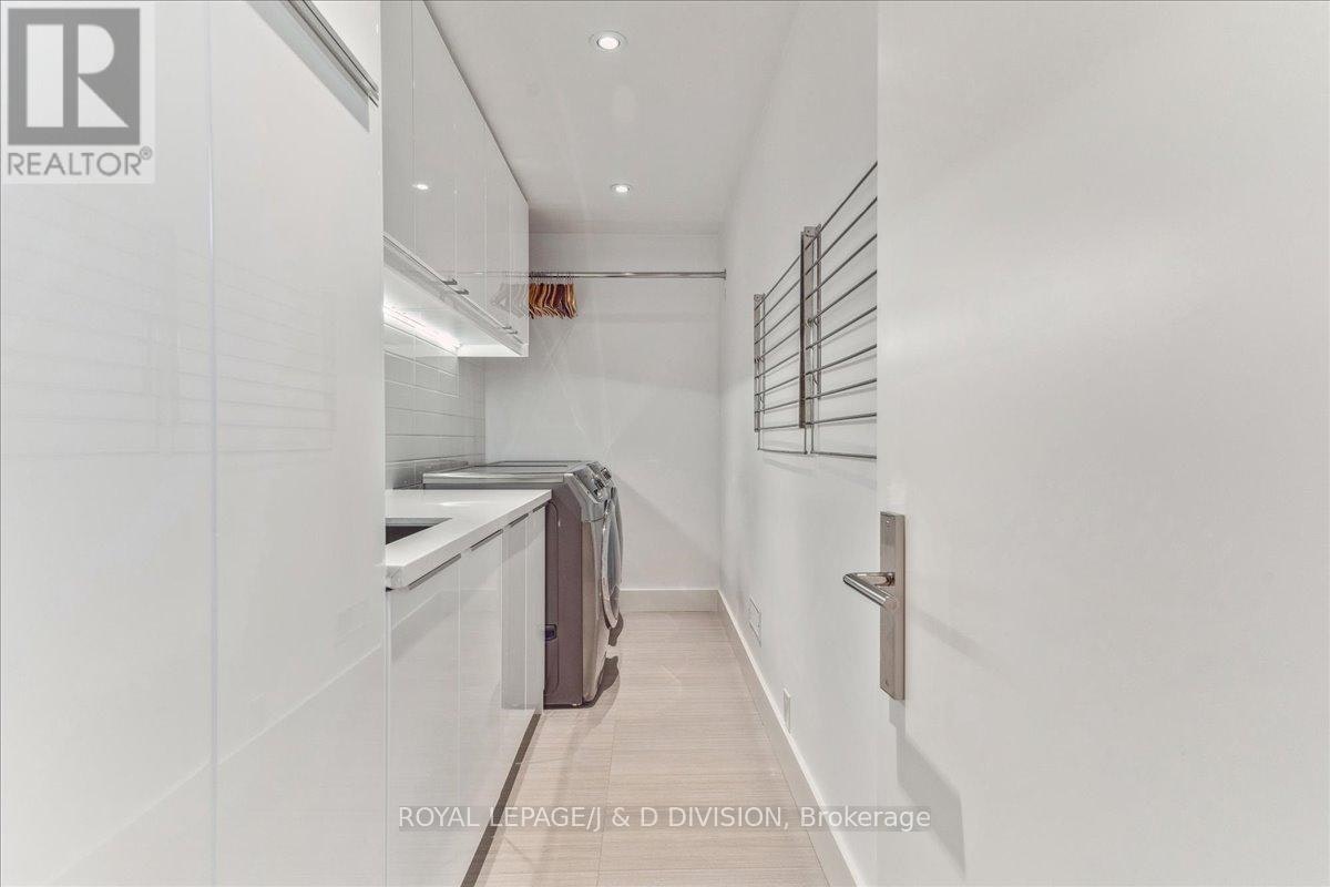 16 Forty First Street, Toronto, ON, M8W 3N5 - 32