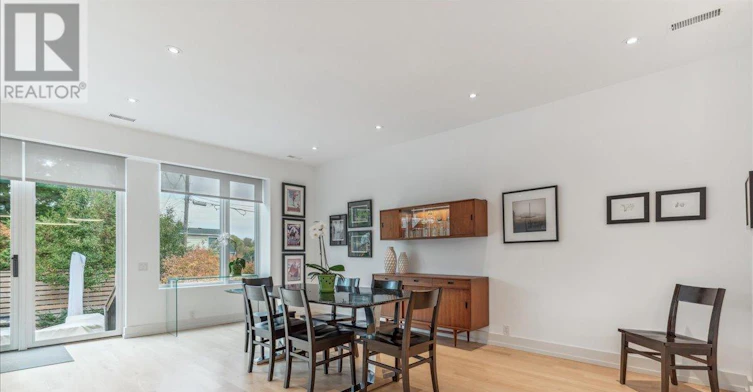 16 Forty First Street, Toronto, ON, M8W 3N5 - 19