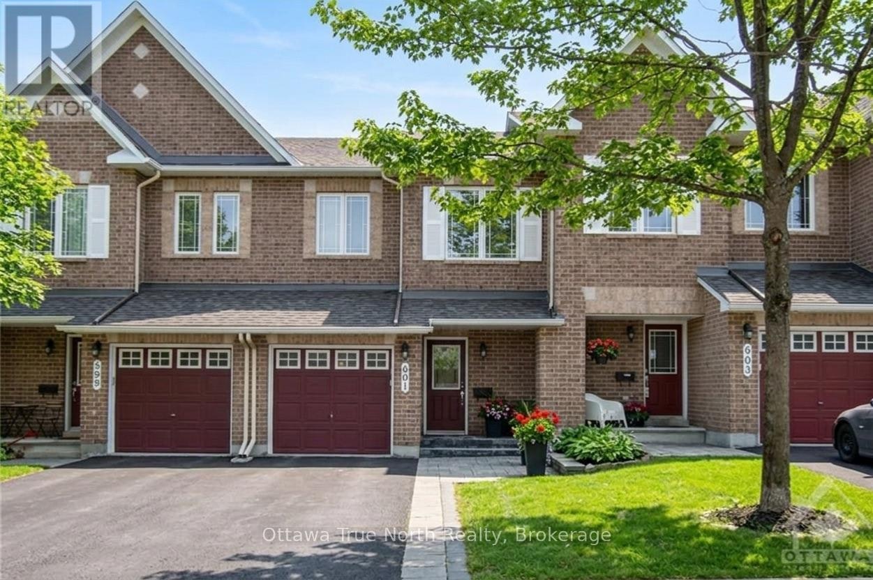 601 Malkowski Street, Ottawa, ON, K2K 0B4