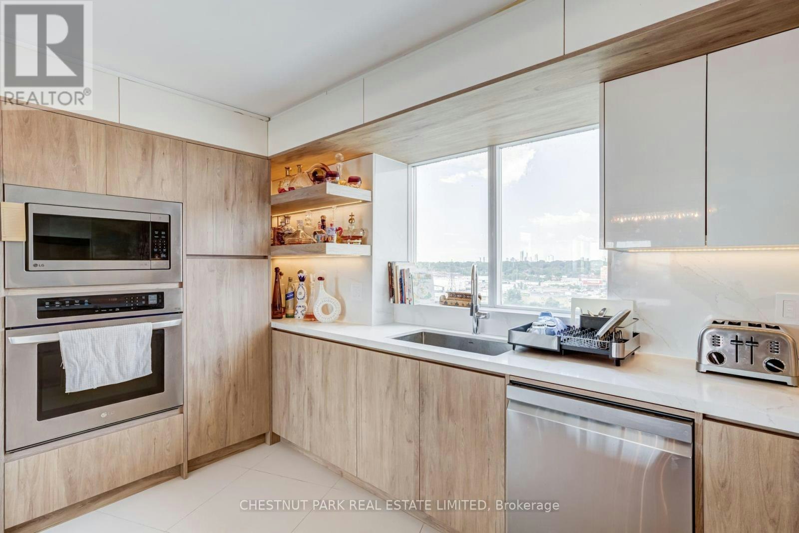 1208-2111 Lake Shore Boulevard W, Toronto, ON, M8V 4B2 - 12