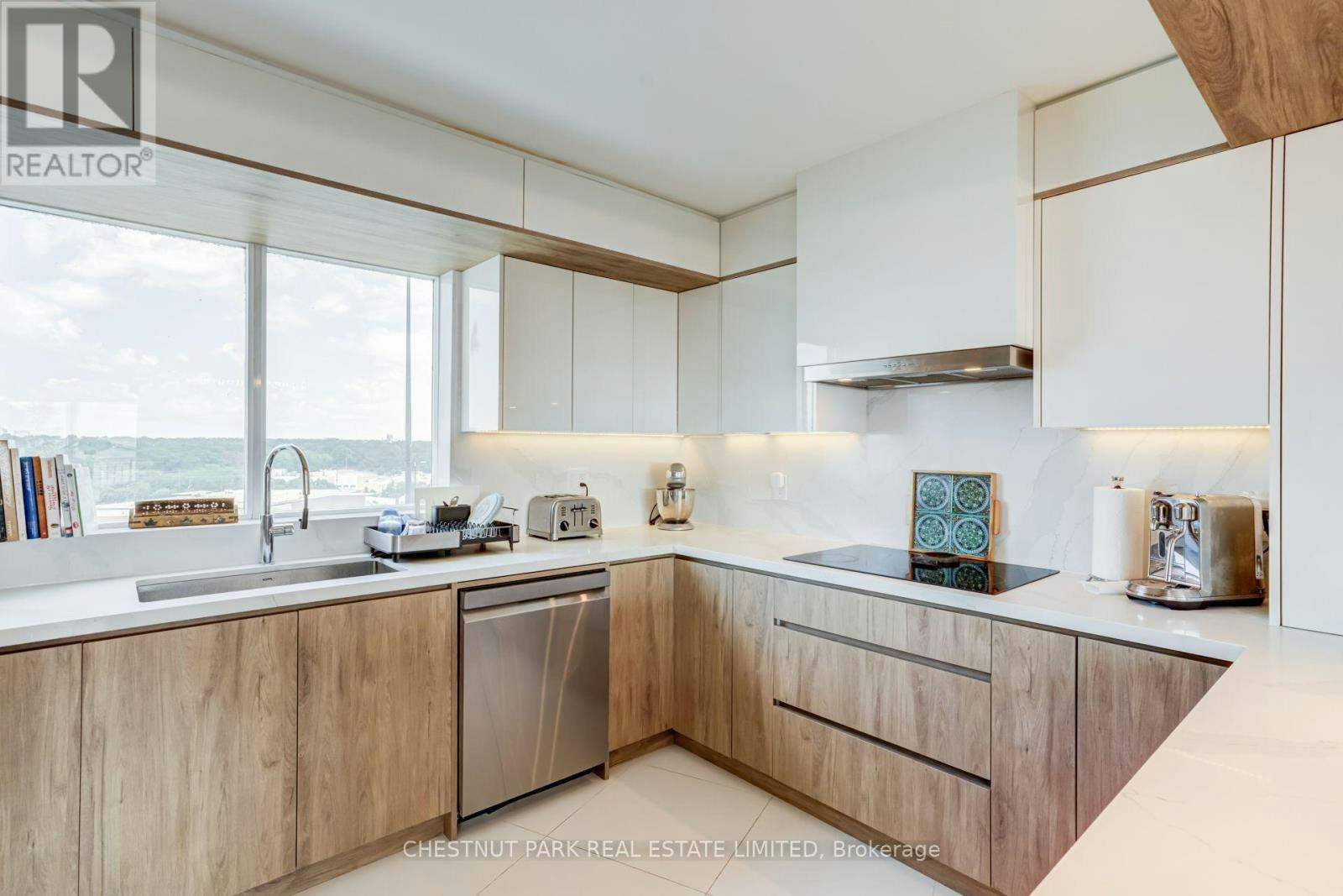 1208-2111 Lake Shore Boulevard W, Toronto, ON, M8V 4B2 - 14
