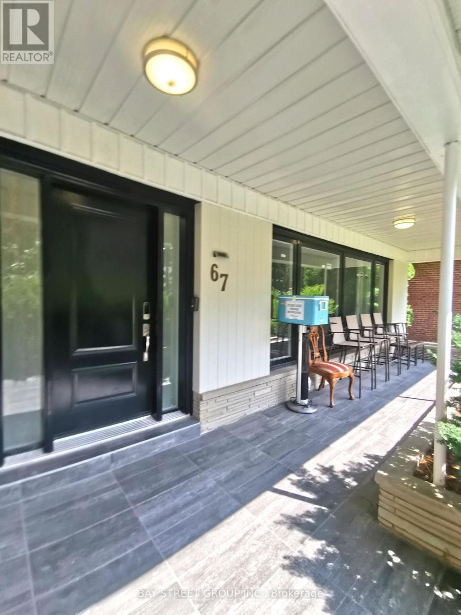 67 Burbank Drive, Toronto, ON, M2K 1N3 - 3