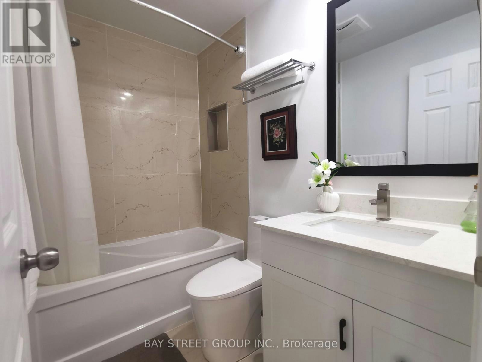 67 Burbank Drive, Toronto, ON, M2K 1N3 - 8