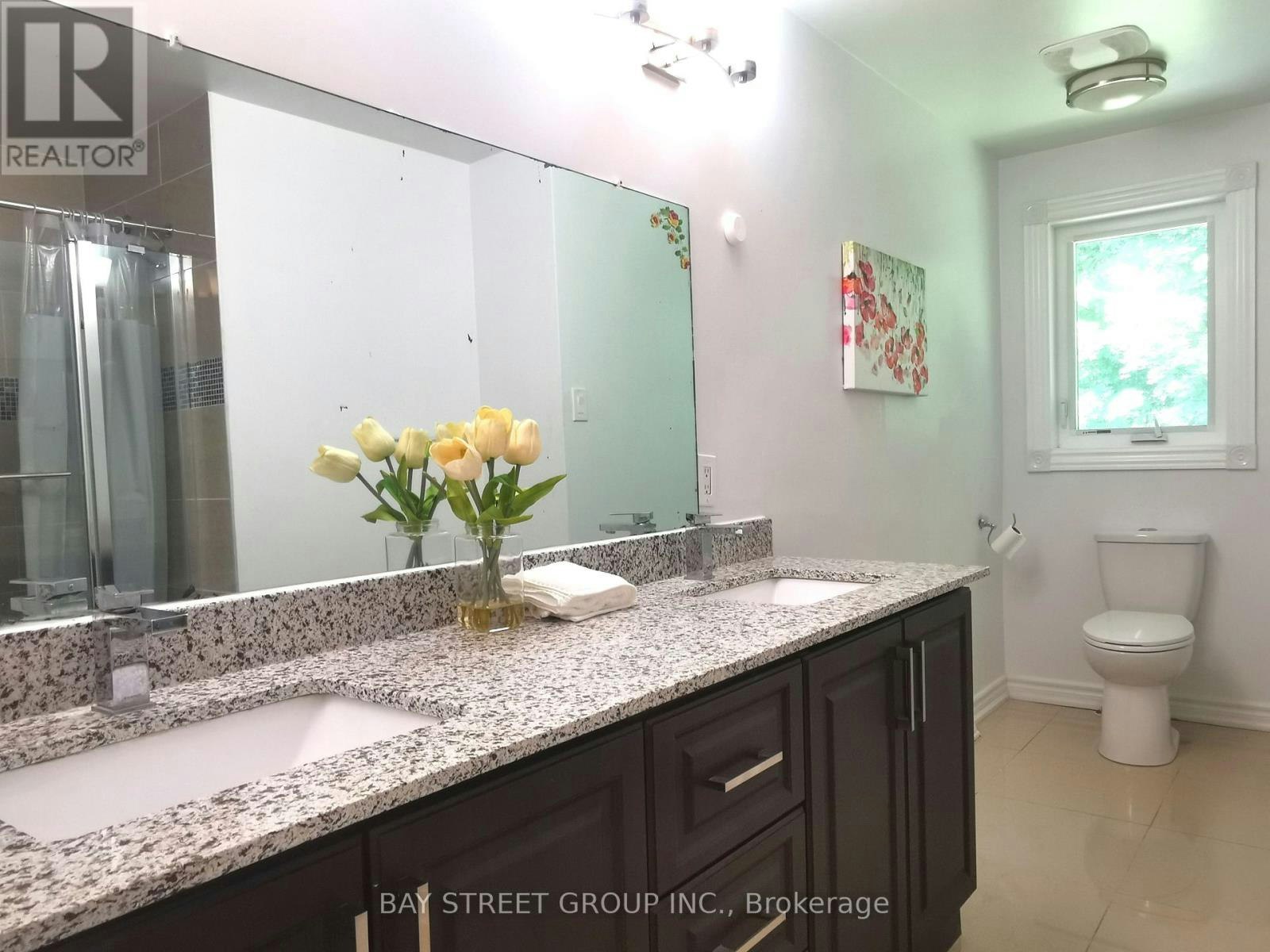 67 Burbank Drive, Toronto, ON, M2K 1N3 - 12