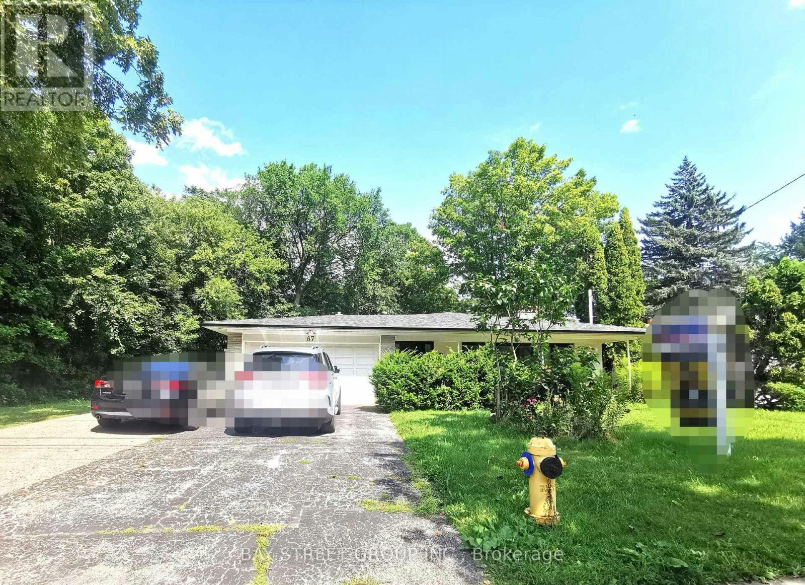 67 Burbank Drive, Toronto, ON, M2K 1N3 - 2