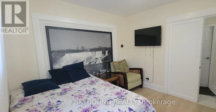 ROOM-4869 Second Avenue, Niagara Falls, ON, L2E 4H9 - 2