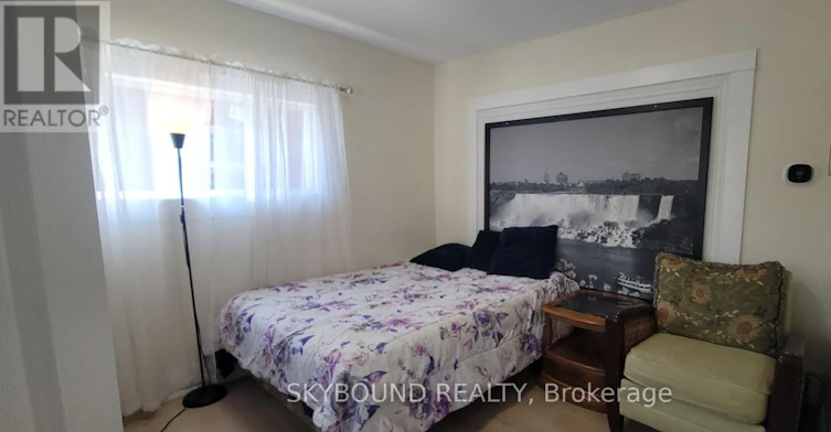 ROOM-4869 Second Avenue, Niagara Falls, ON, L2E 4H9