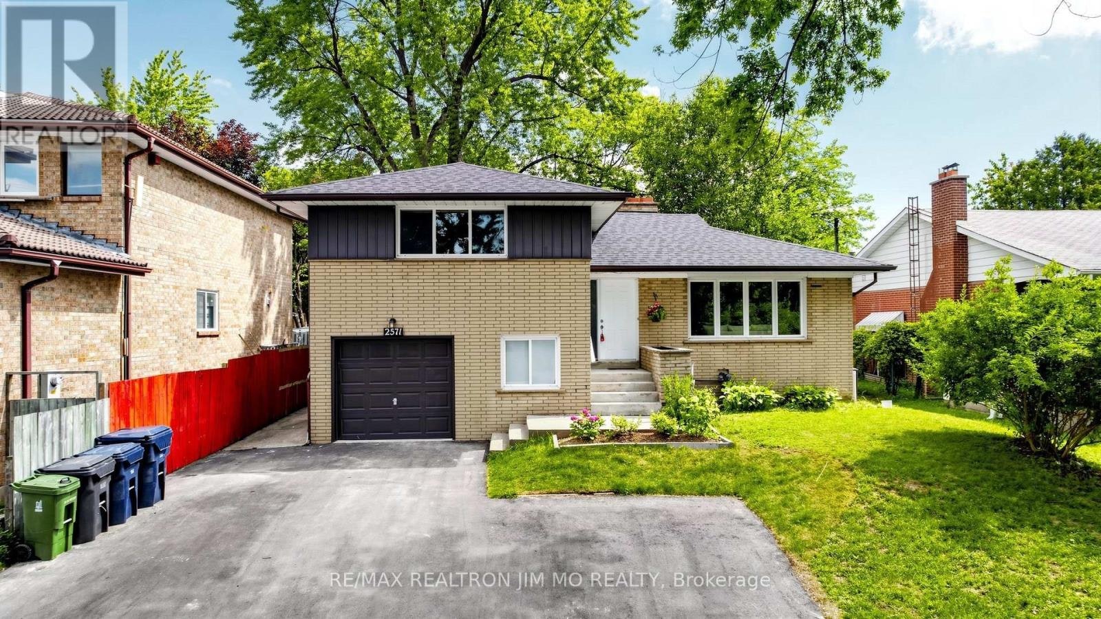 2571 Kennedy Road, Toronto, ON, M1T 3H4