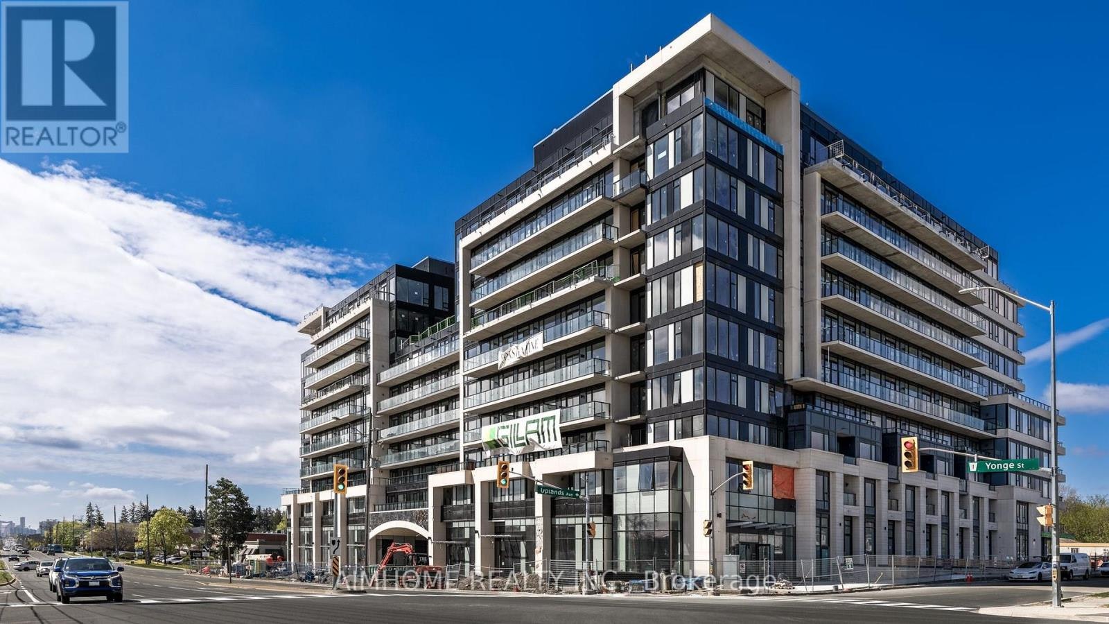 206-8188 Yonge St Street, Vaughan, ON, L4J 0M2 - 2