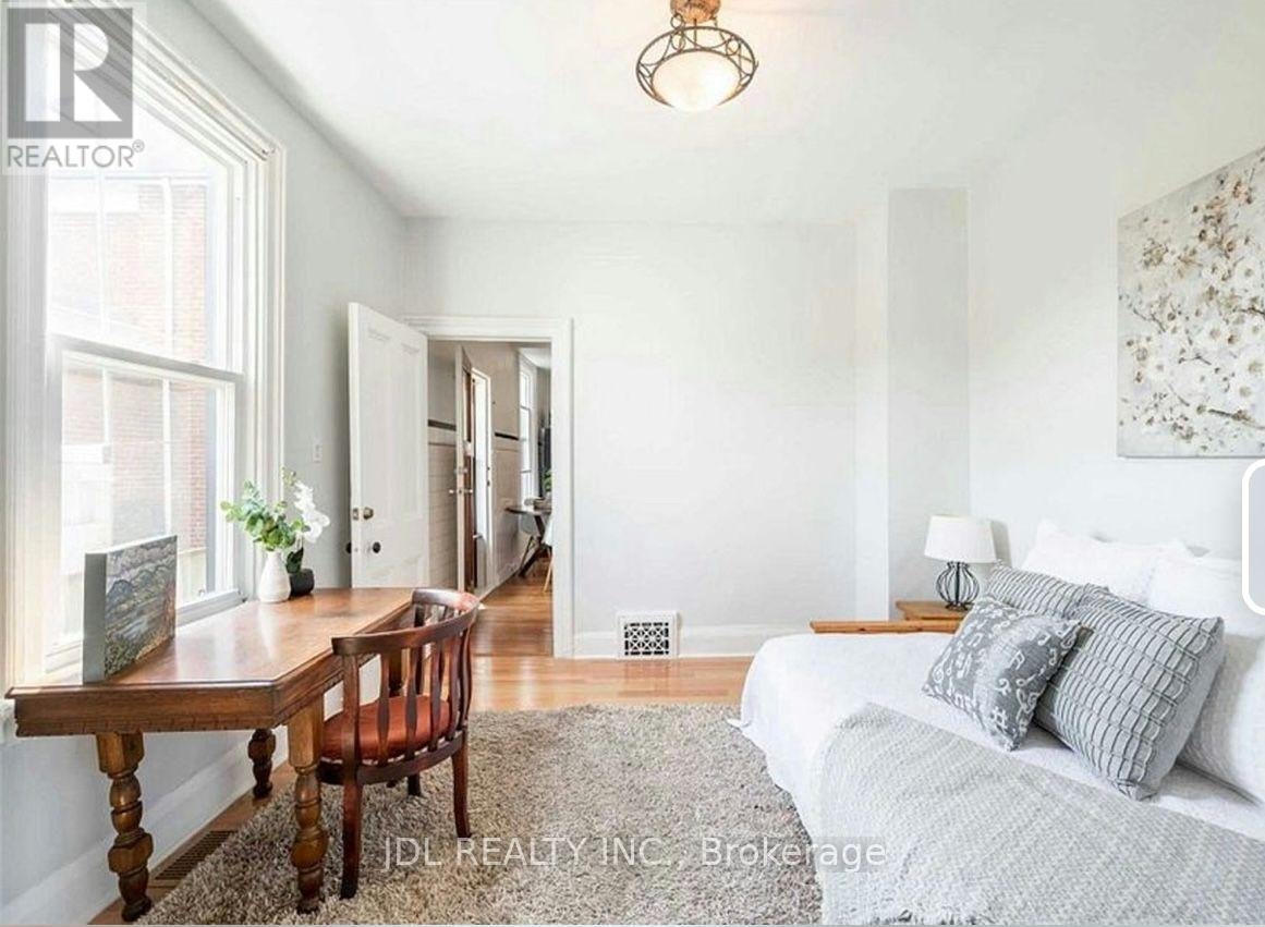 A 2ND FLOOR-137 Denison Ave Avenue, Toronto, ON, M5T 2N2 - 7