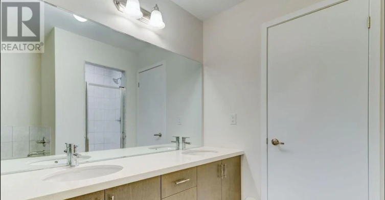 18 William Russell Lane, Richmond Hill, ON, L4C 5S6 - 4