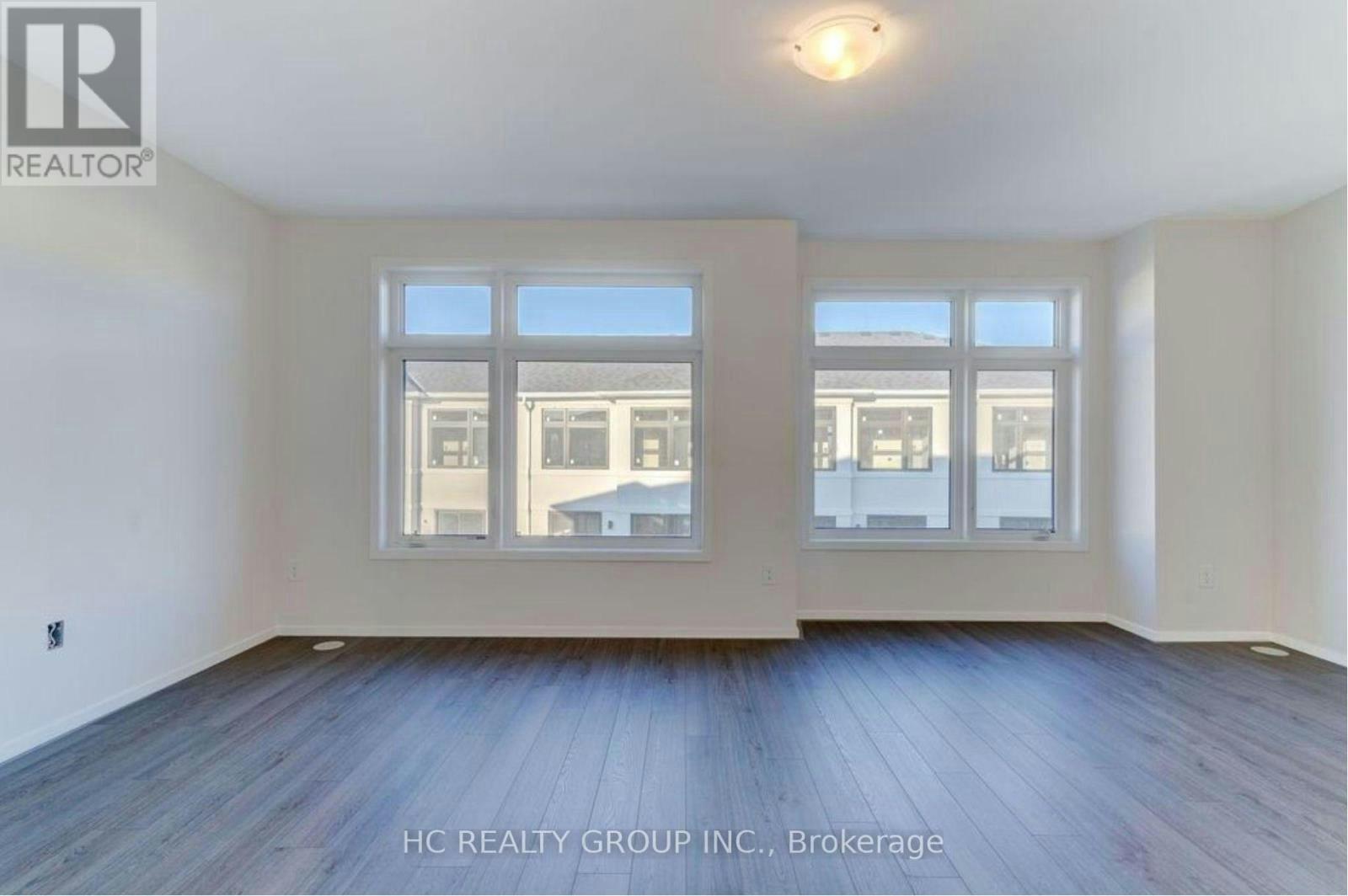 18 William Russell Lane, Richmond Hill, ON, L4C 5S6 - 2