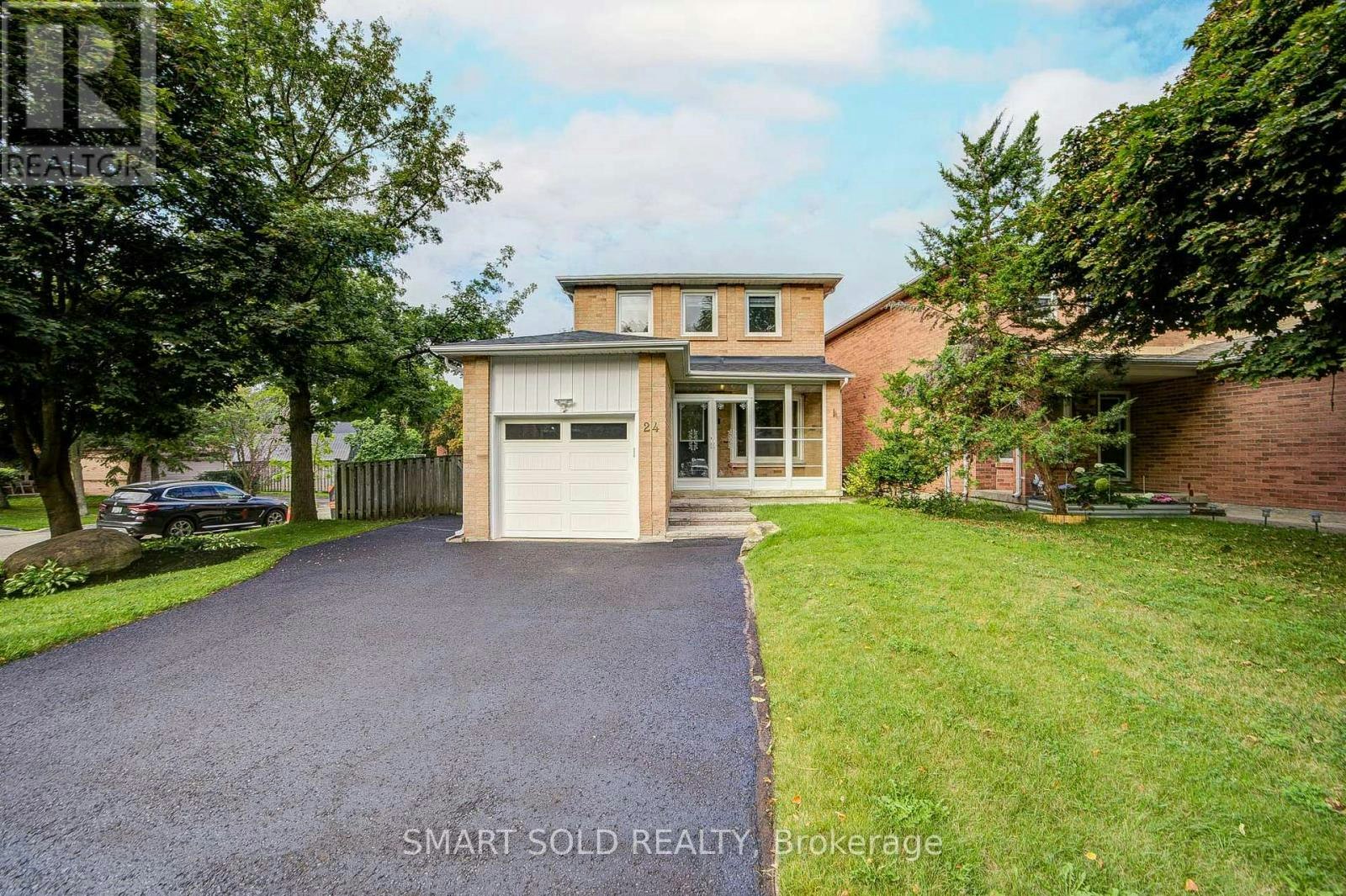 24 Snider Drive, Markham, ON, L3P 6Y5