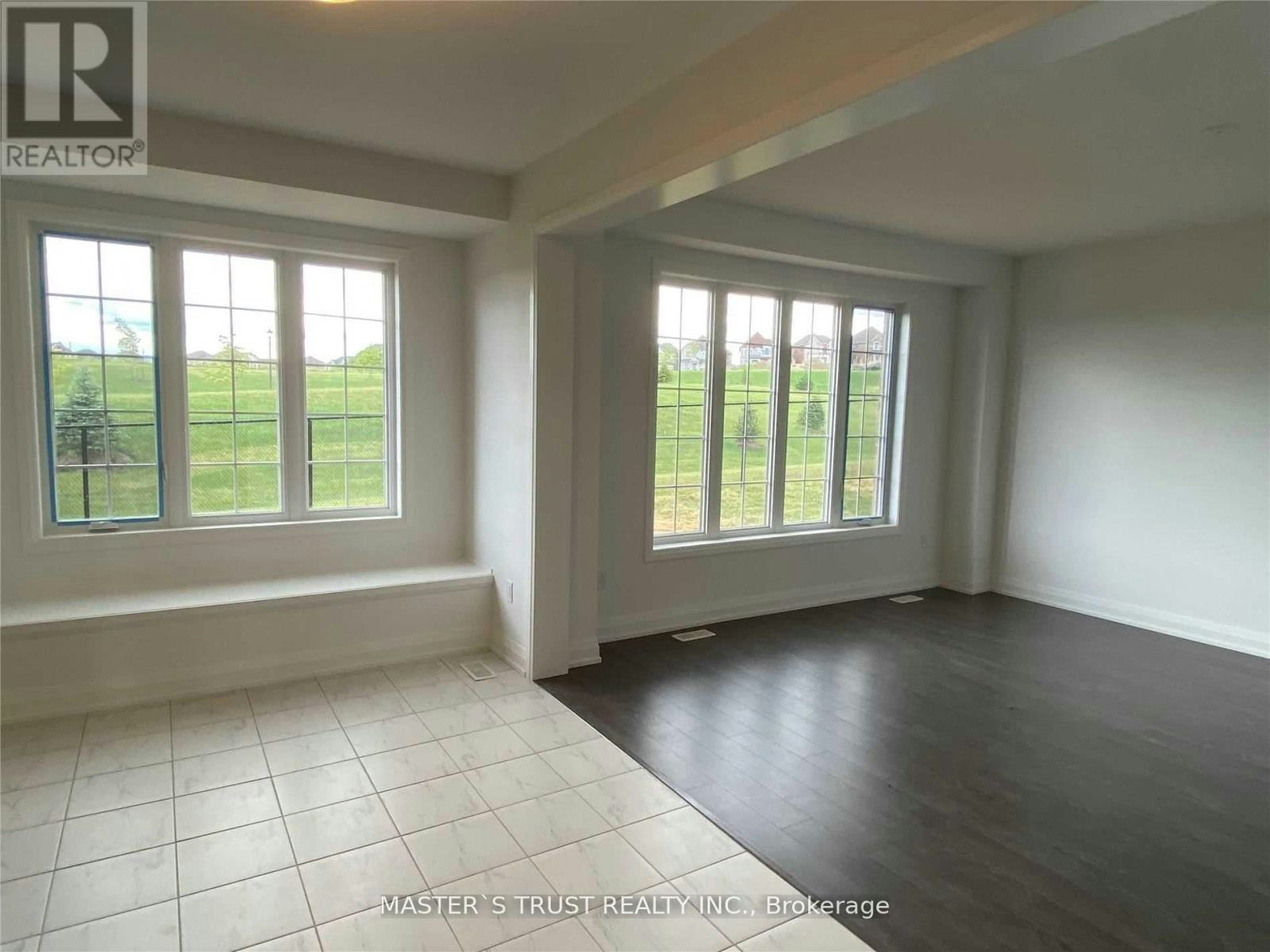 102 Frank Kelly Drive, East Gwillimbury, ON, L9N 0V3 - 4