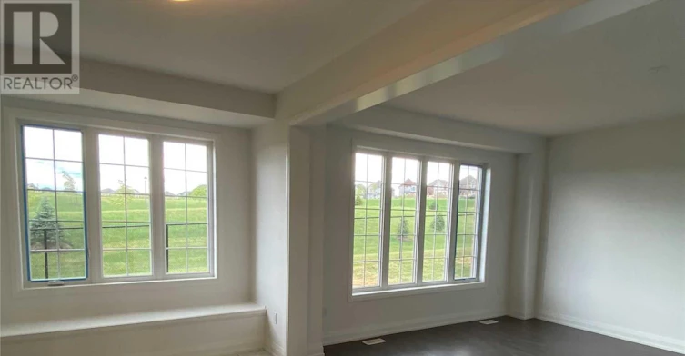 102 Frank Kelly Drive, East Gwillimbury, ON, L9N 0V3 - 4