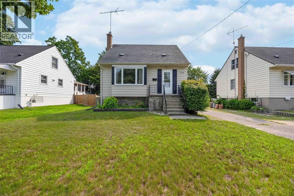 722 Woodhaven Avenue, Sarnia, ON, N7S 2W1