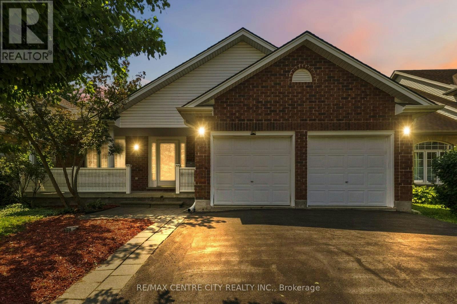 93 Mctaggart Court, London, ON, N5X 3L9