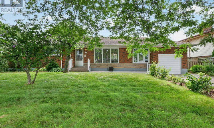 8 Champa Drive