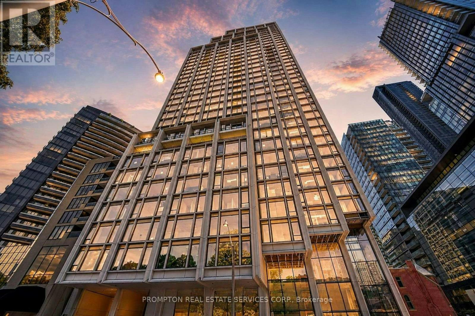 3302-1315 Bay St Street, Toronto, ON, M5R 2C4
