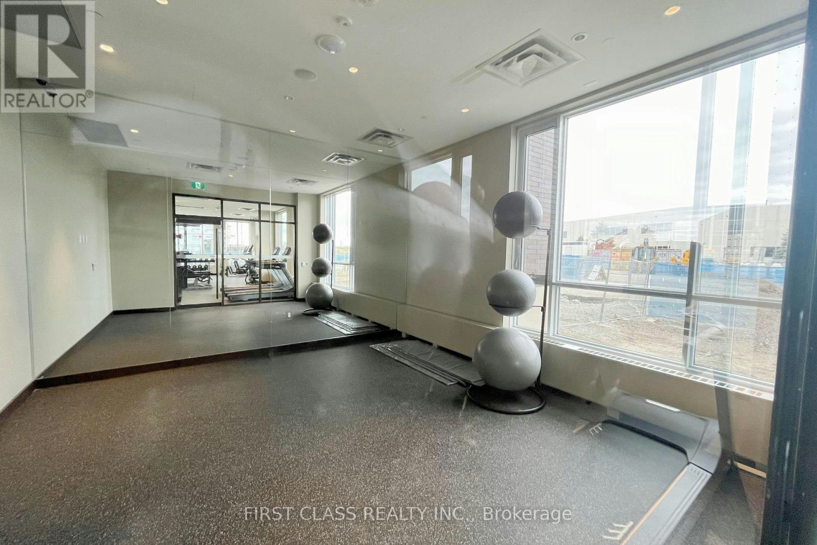 1017-60 Honeycrisp Crescent, Vaughan, ON, L4K 0N5 - 18