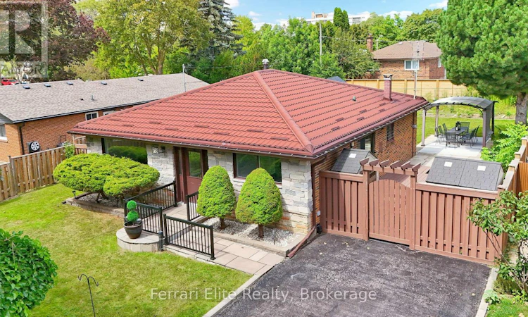 73 Farley Crescent