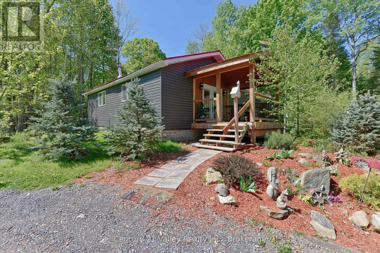 593 Inglis Road, Greater Madawaska, ON, K7V 3Z9