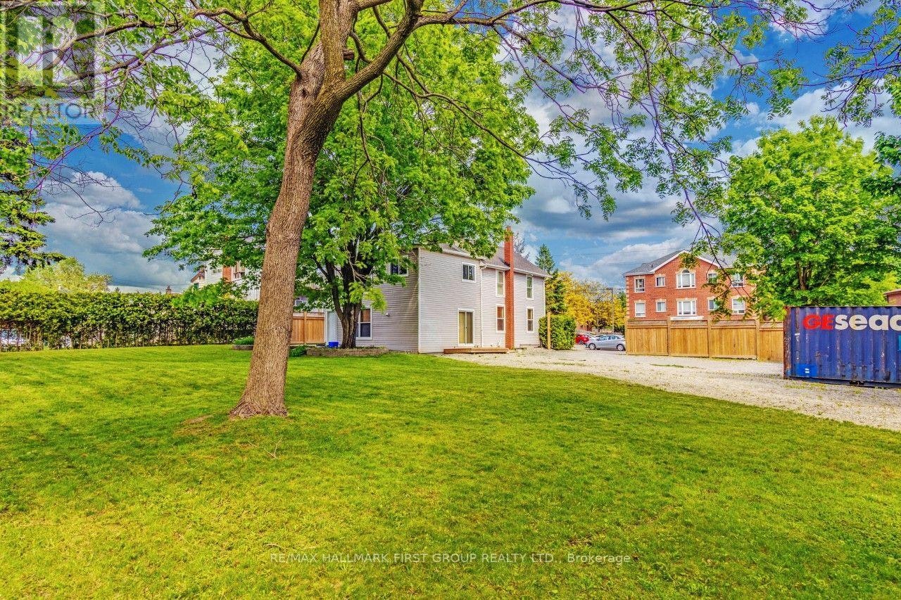 26 Whiting Avenue, Oshawa, ON, L1H 3T3 - 10
