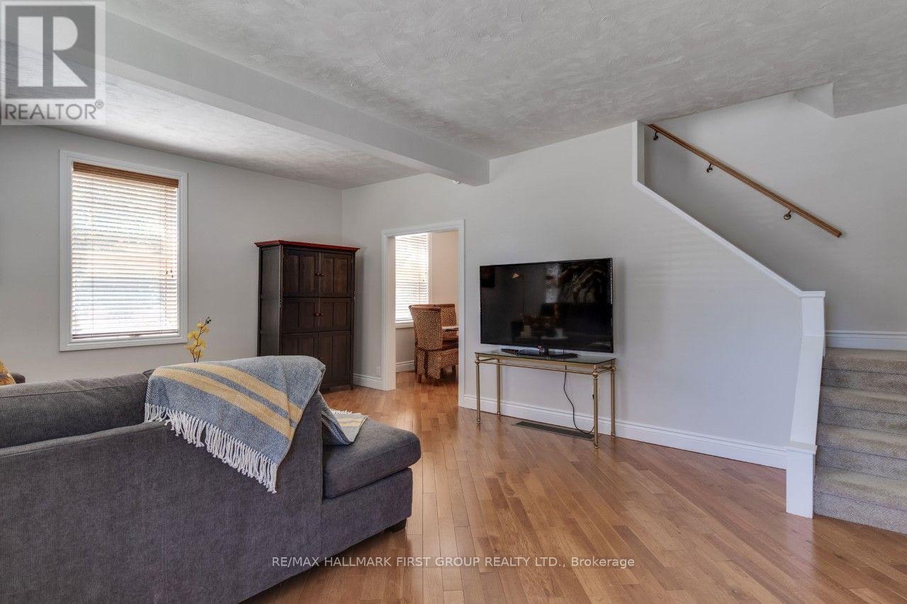 26 Whiting Avenue, Oshawa, ON, L1H 3T3 - 5