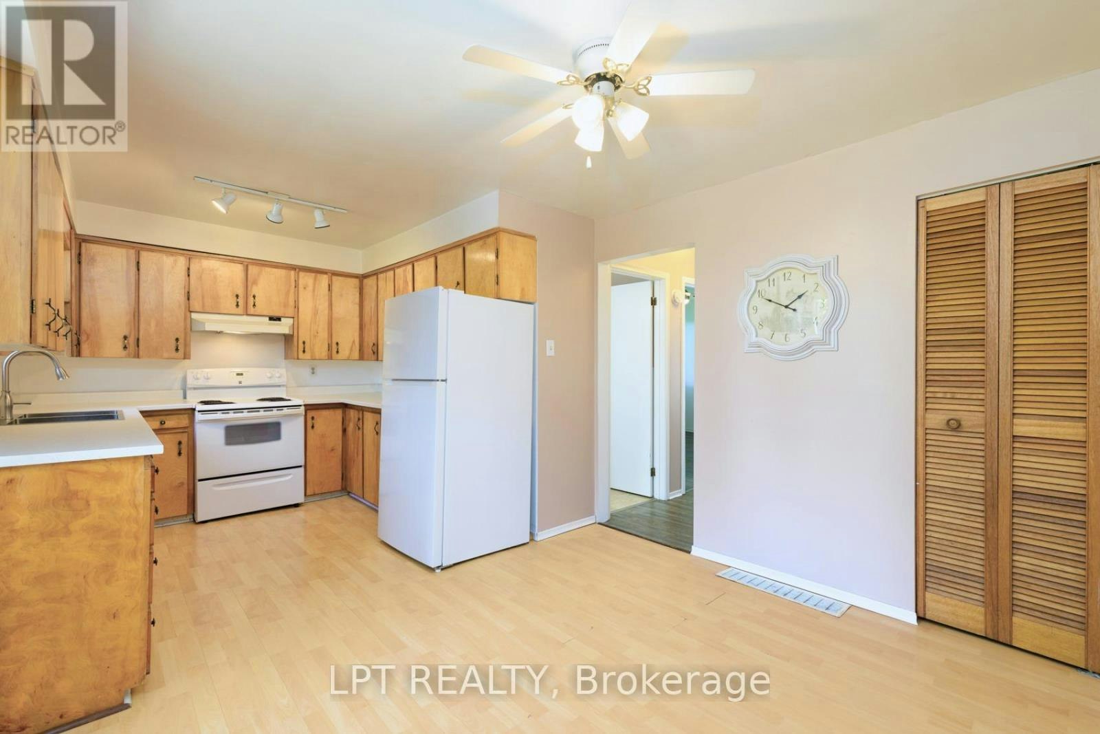 247 Hedge Road, Georgina, ON, L0E 1R0 - 11