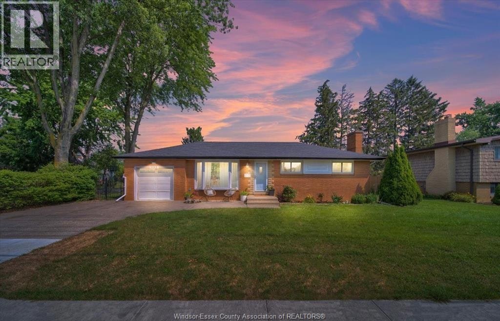 1180 Cabana Road West, Windsor, ON, N9G 1B4