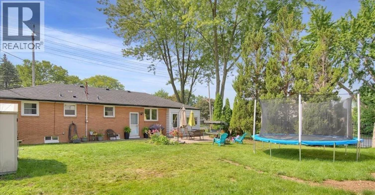 1180 Cabana Road West, Windsor, ON, N9G 1B4 - 24
