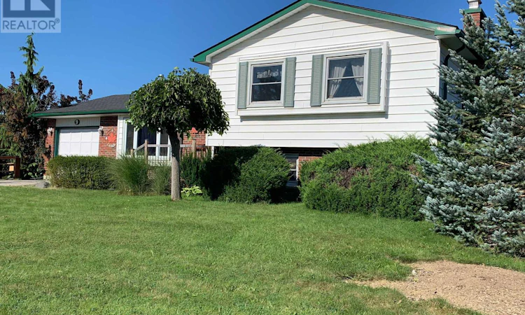 9 Lakeview Circle