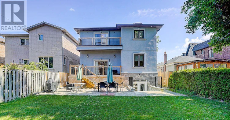 36 Abitibi Avenue, Toronto, ON, M2M 2V1 - 3